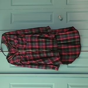 Zip up long tail top